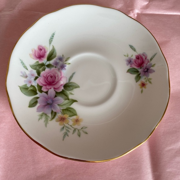 VTG Duchess Bone China Teacup and Saucer with Soft Pink and Lavender Roses - Picture 5 of 7
